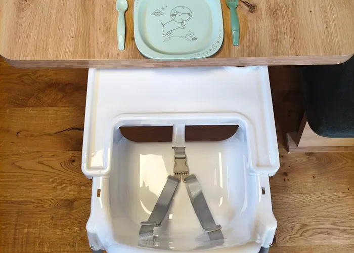 アパート Chalemani *